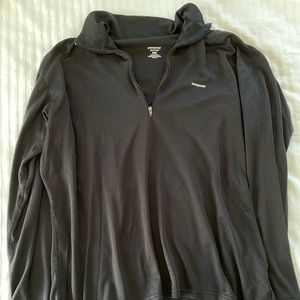 Black Patagonia quarter zip pullover